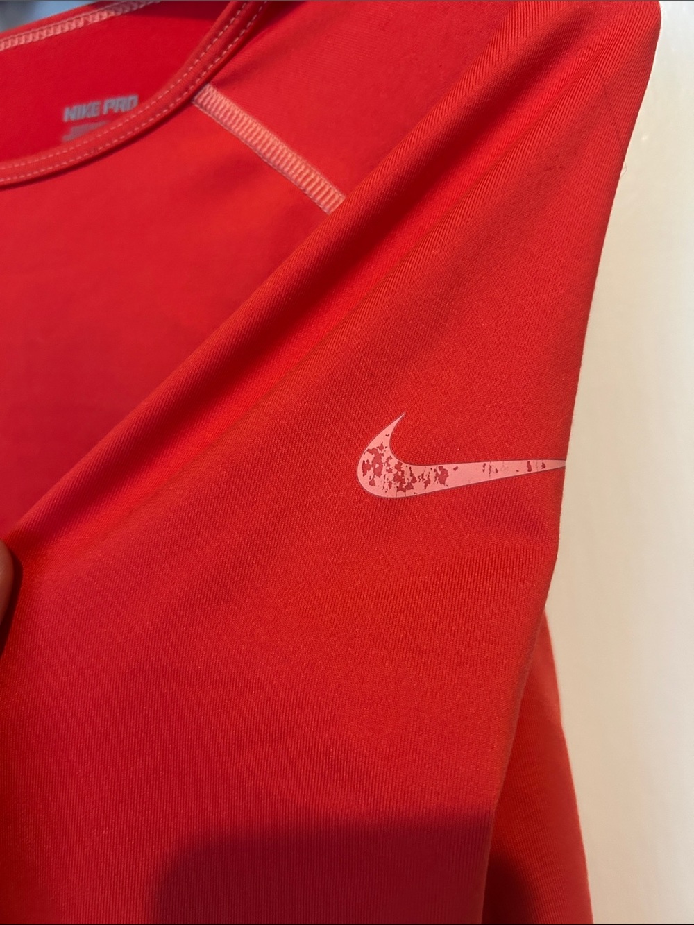 Nike Pro Red Performance Top - Picture 6 of 7